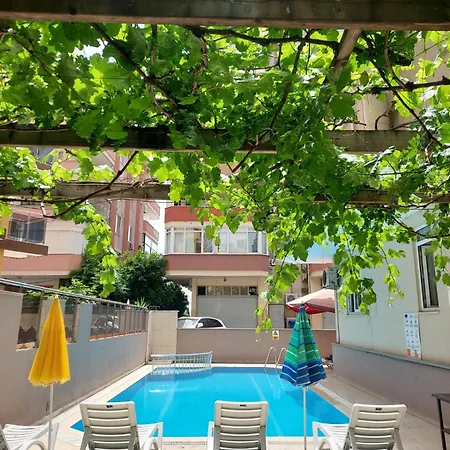 Kleopatra Sahara ألانيا