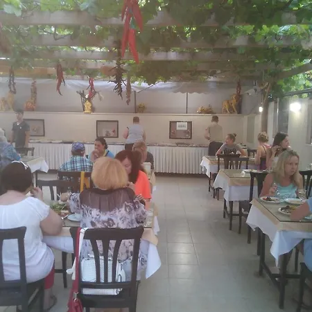 Kleopatra Sahara فندق